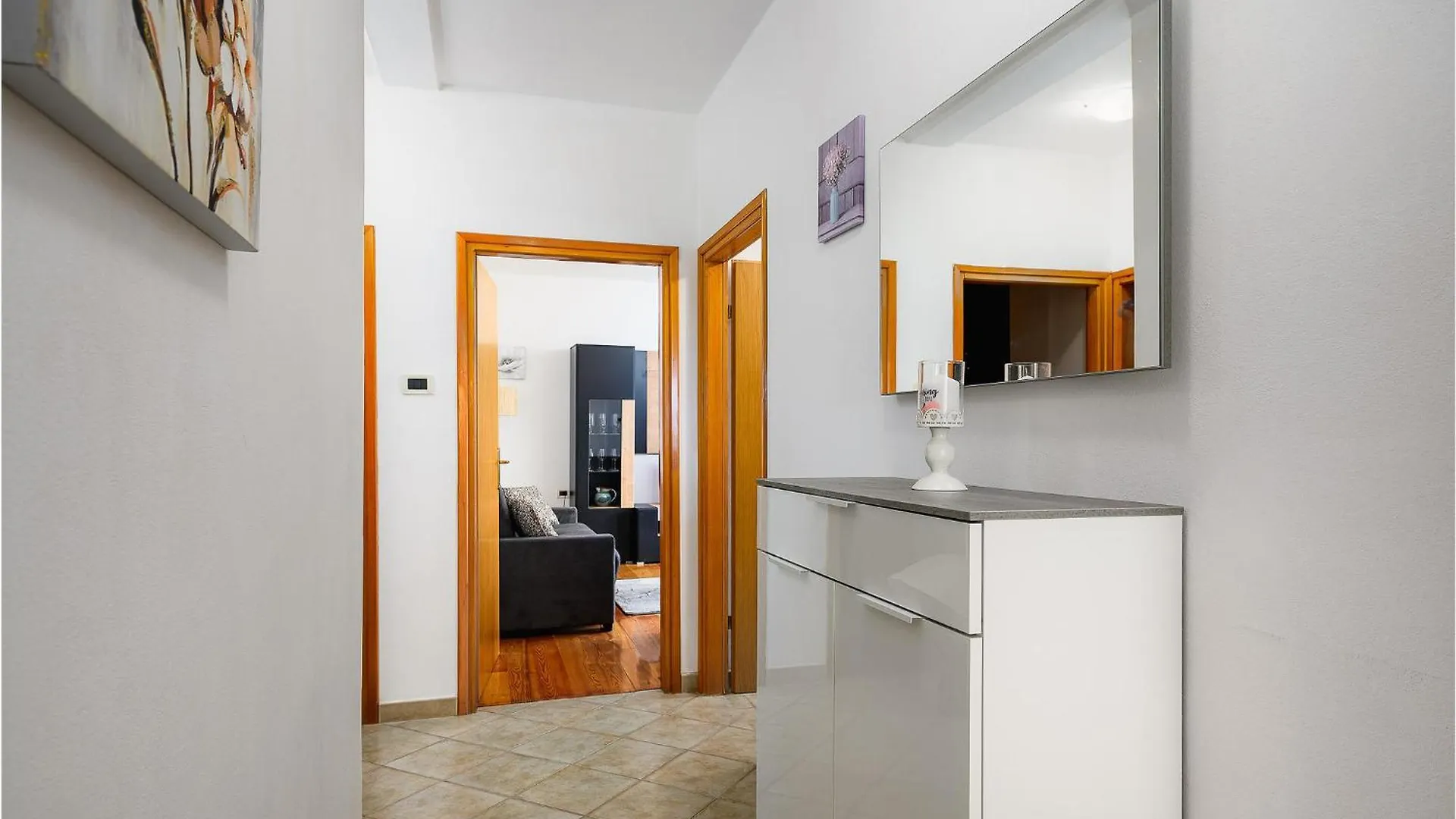 3 Bedroom Lovely Apartment In Labin Labin